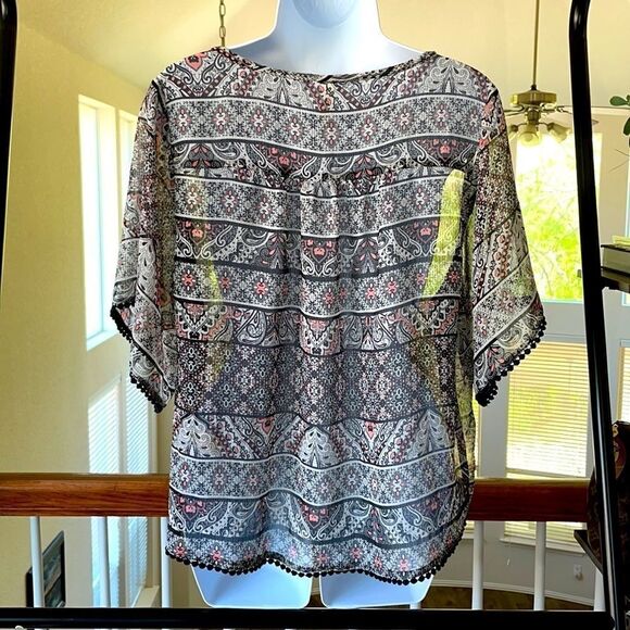 MUDD Boho Print Top Size M - Picture 3 of 9